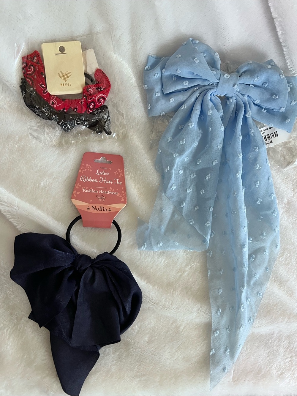Set of bow hair ties/clips